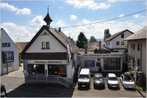 Nach Steinschlag: Windschutzscheibe erneuern oder reparieren - Autohaus Kümmerle Pliezhausen und Altenriet